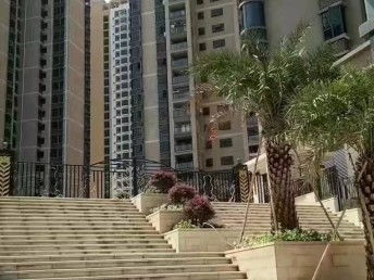 深圳羊臺國際 地下停車場與管道燃?xì)恺R備的山景品質(zhì)居所